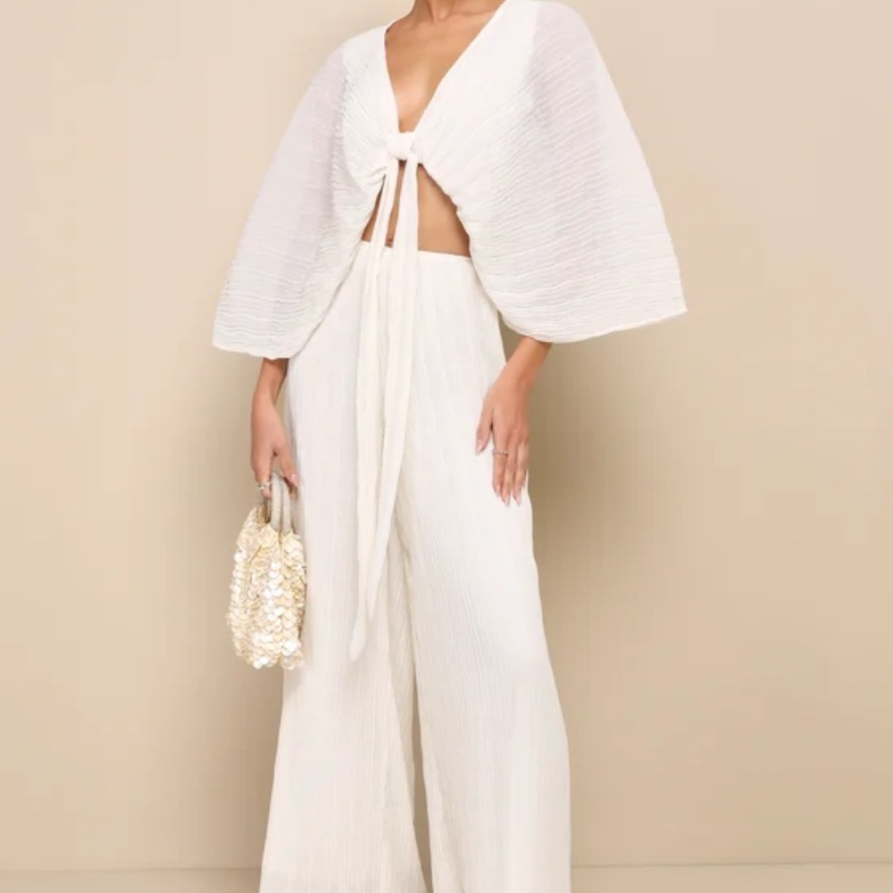 Lulus Pristine Presence Ivory Plisse Tie-Front Dolman Sleeve Crop Top